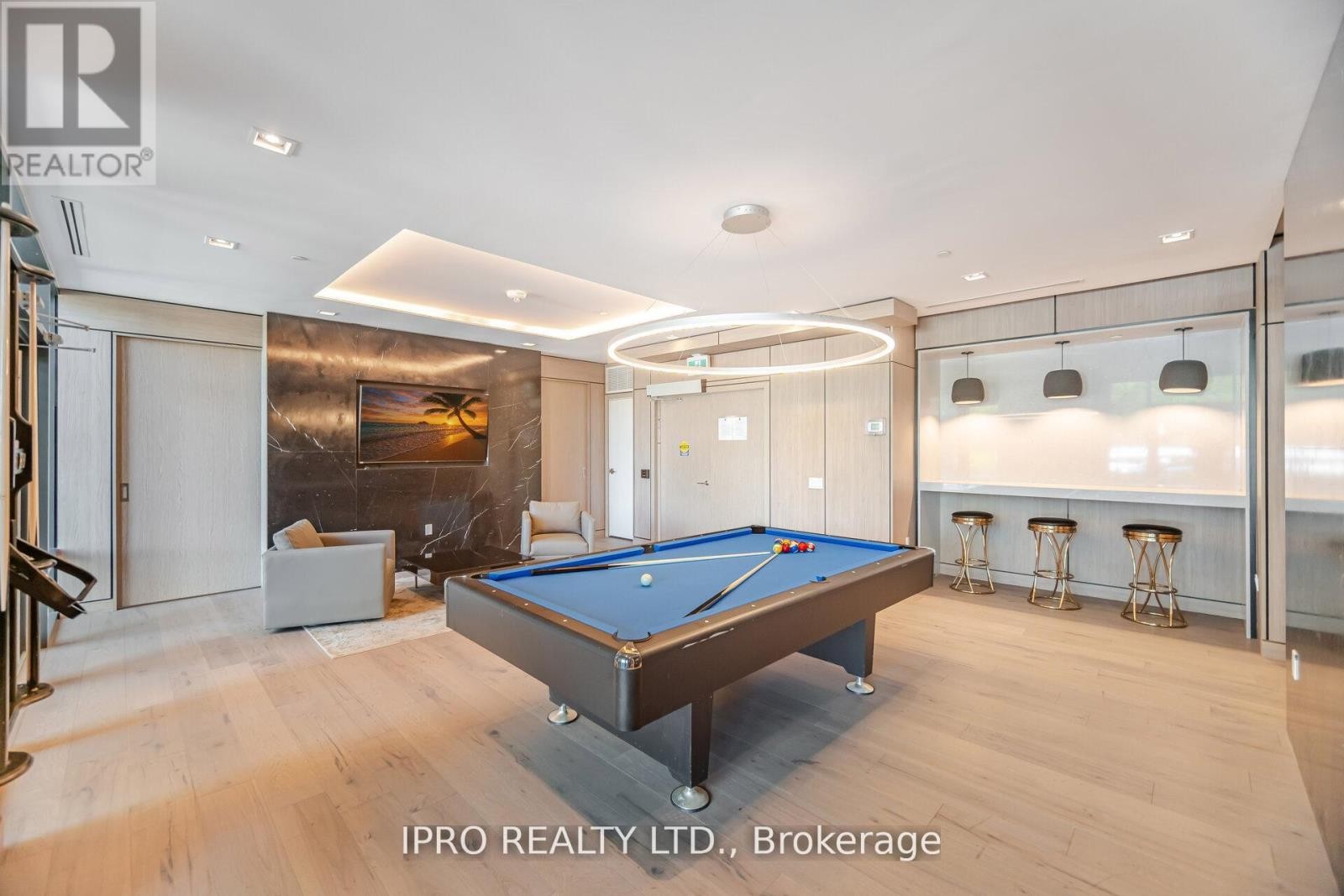 












UNIT #327 - 4800 HIGHWAY #7 ROAD

,
Vaughan (East Woodbridge),




Ontario
L4L1H8

