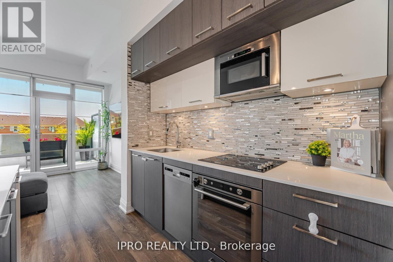 












UNIT #327 - 4800 HIGHWAY #7 ROAD

,
Vaughan (East Woodbridge),




Ontario
L4L1H8

