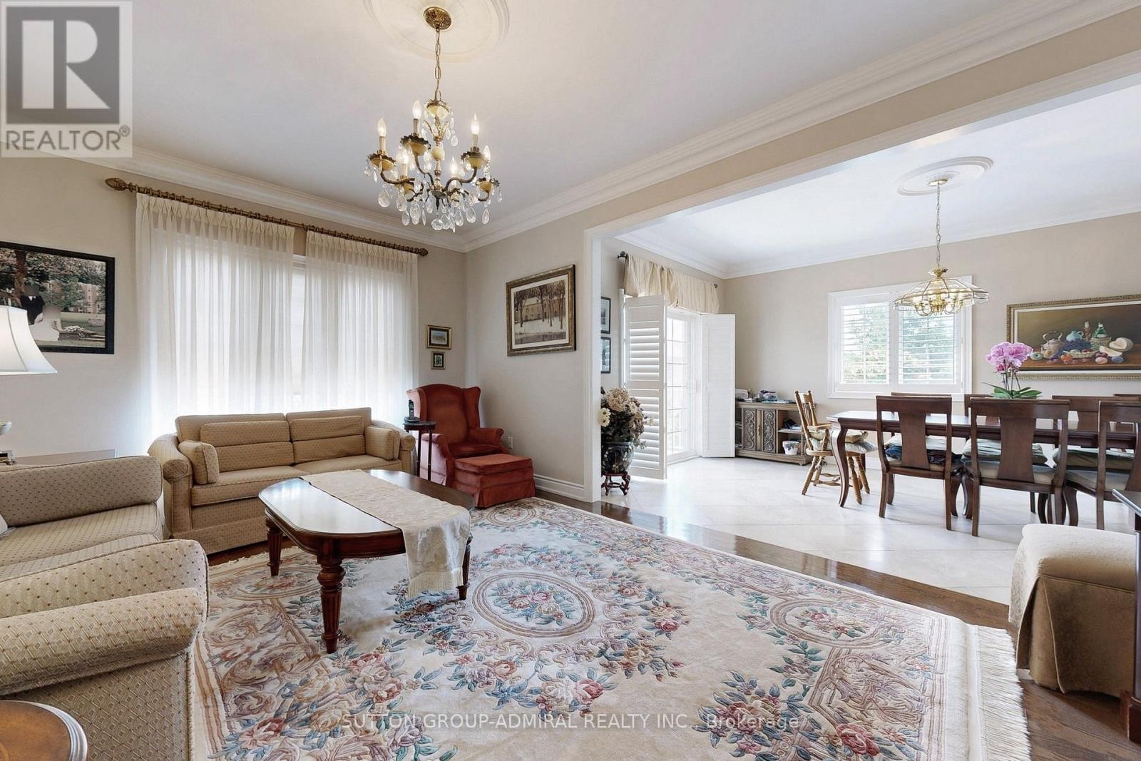 












25 LITTLE NATALIE COURT

,
Vaughan (Patterson),




Ontario
L6A0J2

