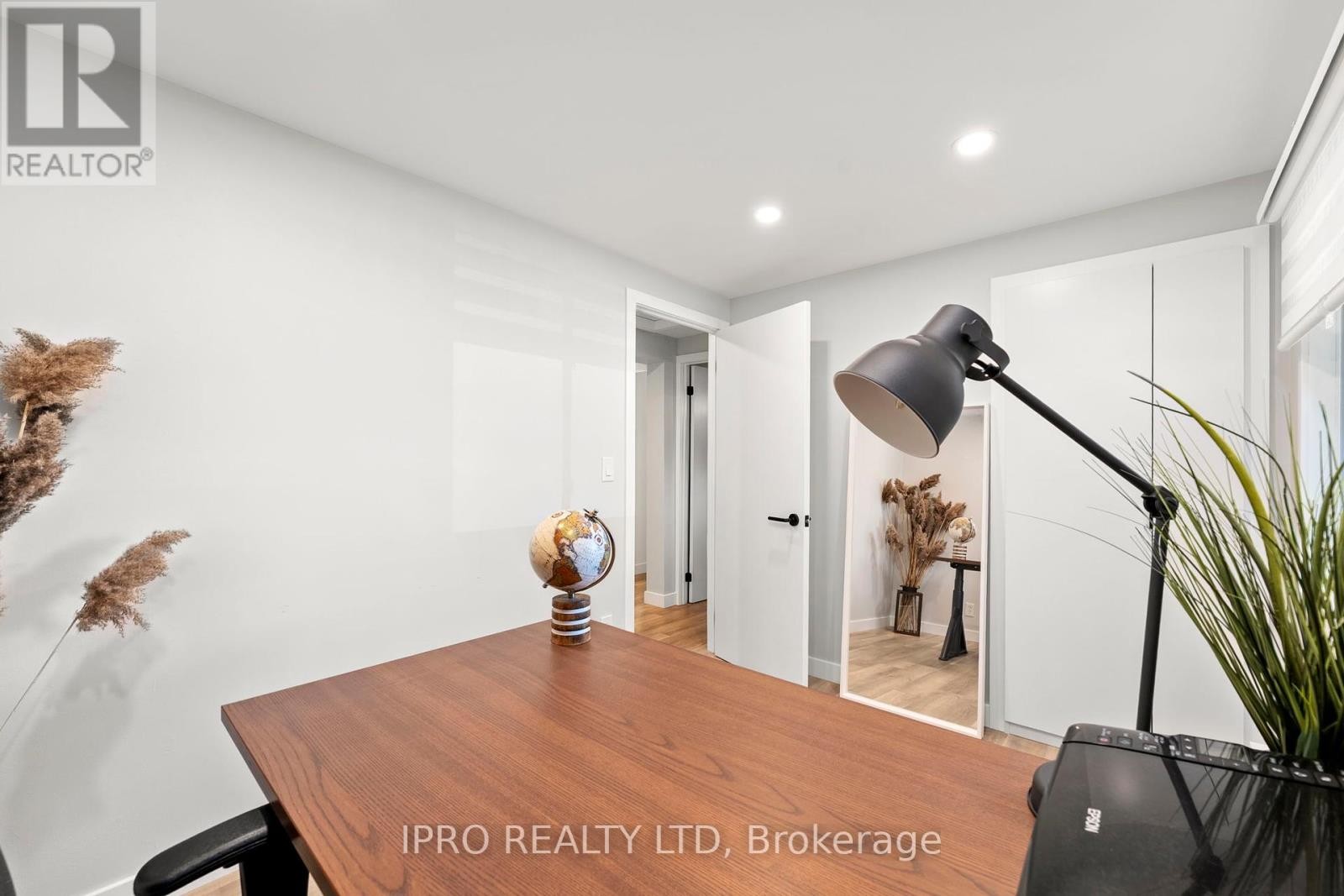 












14 GREENAWAY STREET

,
New Tecumseth (Tottenham),




Ontario
L0G1W0

