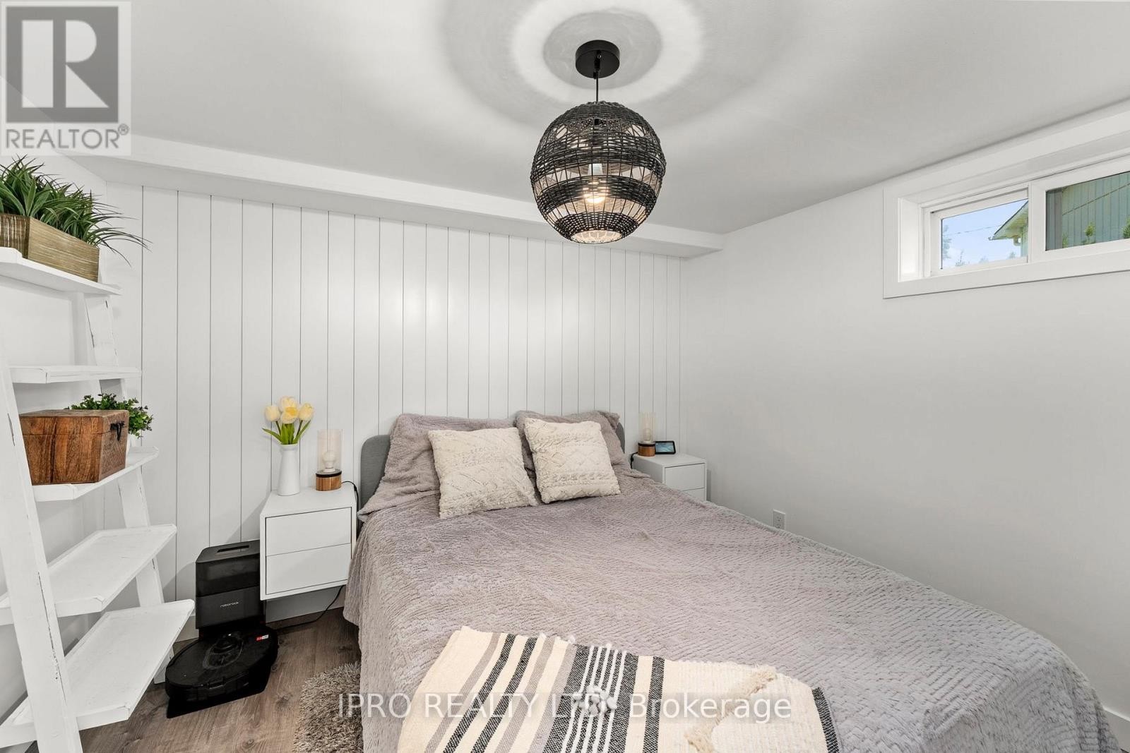












14 GREENAWAY STREET

,
New Tecumseth (Tottenham),




Ontario
L0G1W0

