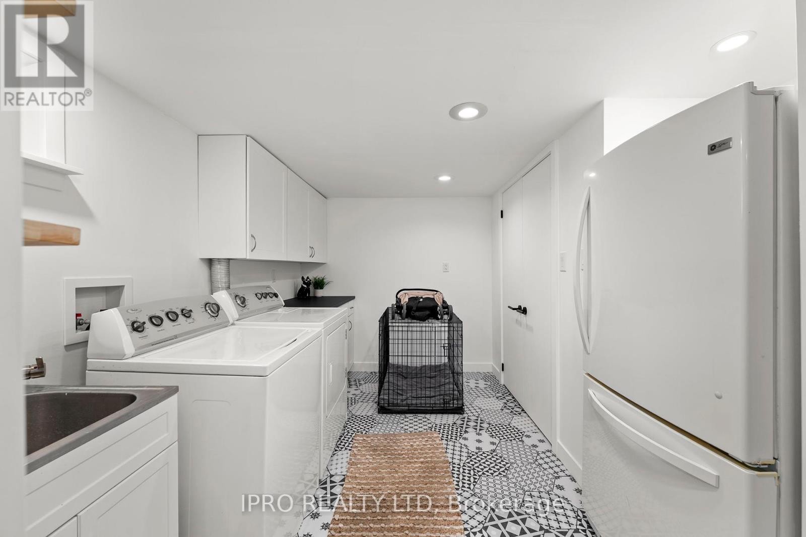 












14 GREENAWAY STREET

,
New Tecumseth (Tottenham),




Ontario
L0G1W0

