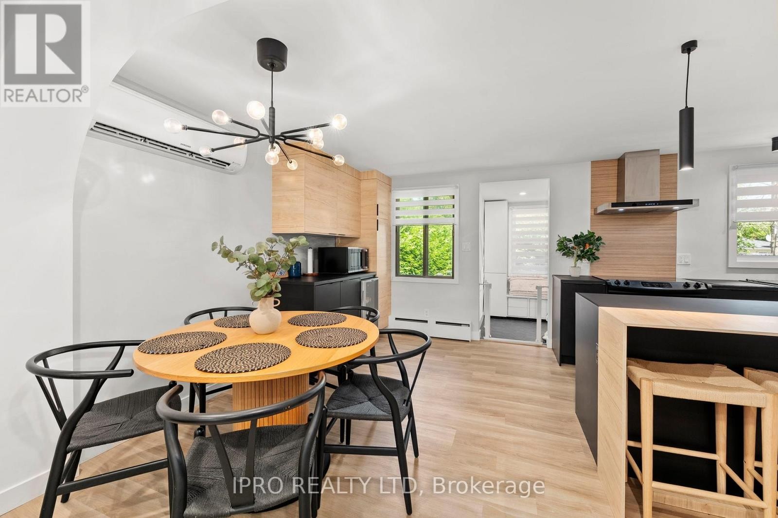 












14 GREENAWAY STREET

,
New Tecumseth (Tottenham),




Ontario
L0G1W0

