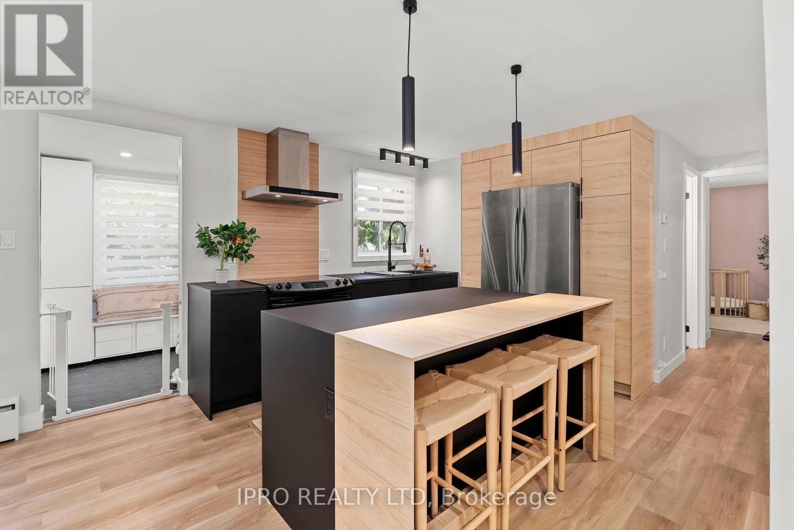












14 GREENAWAY STREET

,
New Tecumseth (Tottenham),




Ontario
L0G1W0


