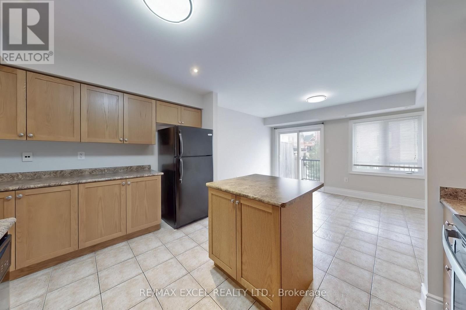 












74 SANCTUARY WAY

,
Markham (Greensborough),




Ontario
L6E0C2

