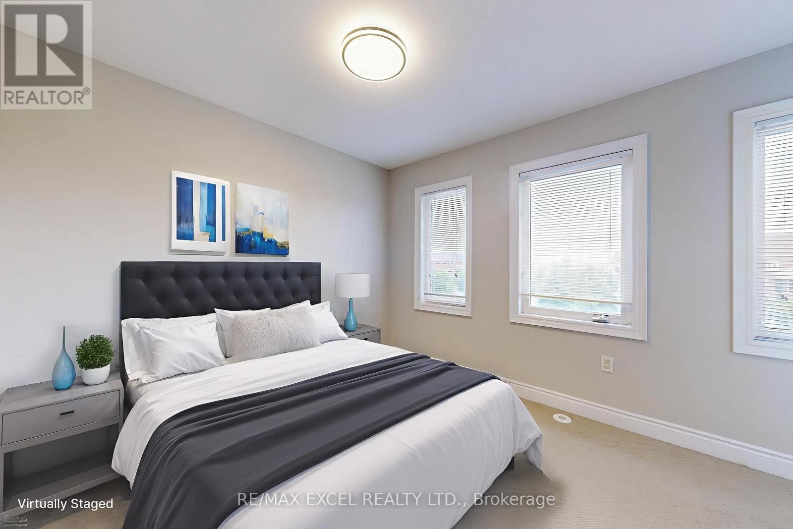 












74 SANCTUARY WAY

,
Markham (Greensborough),




Ontario
L6E0C2

