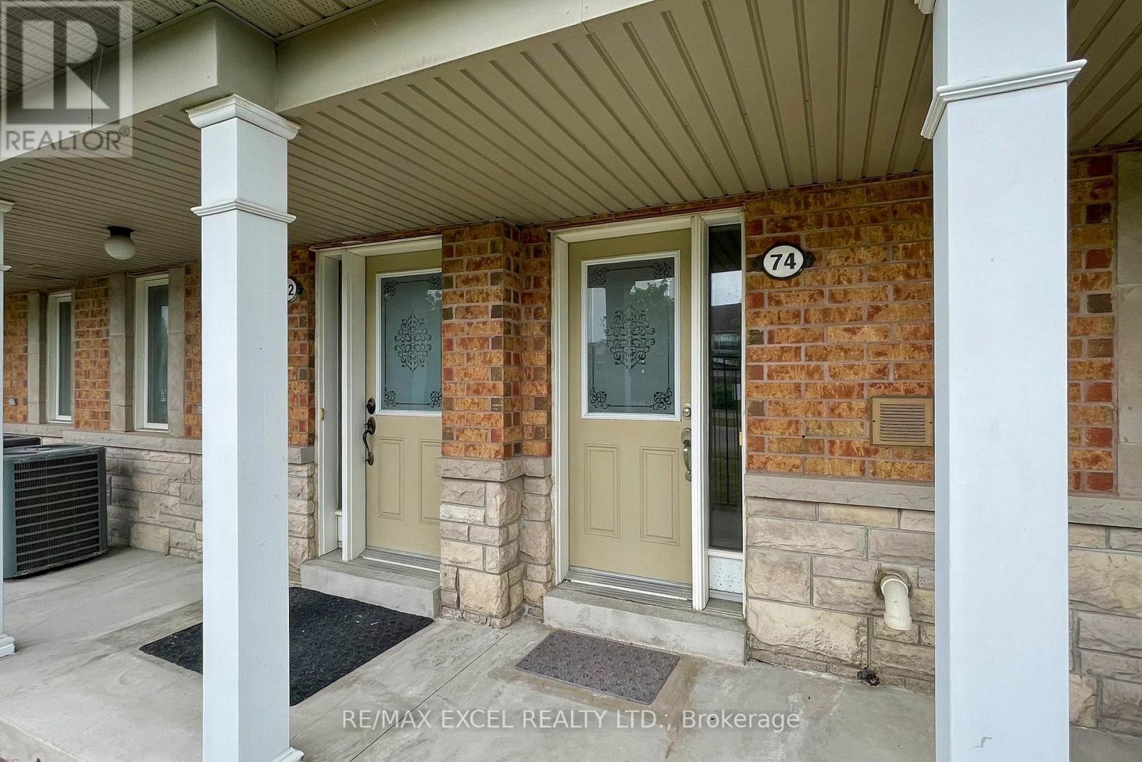 












74 SANCTUARY WAY

,
Markham (Greensborough),




Ontario
L6E0C2


