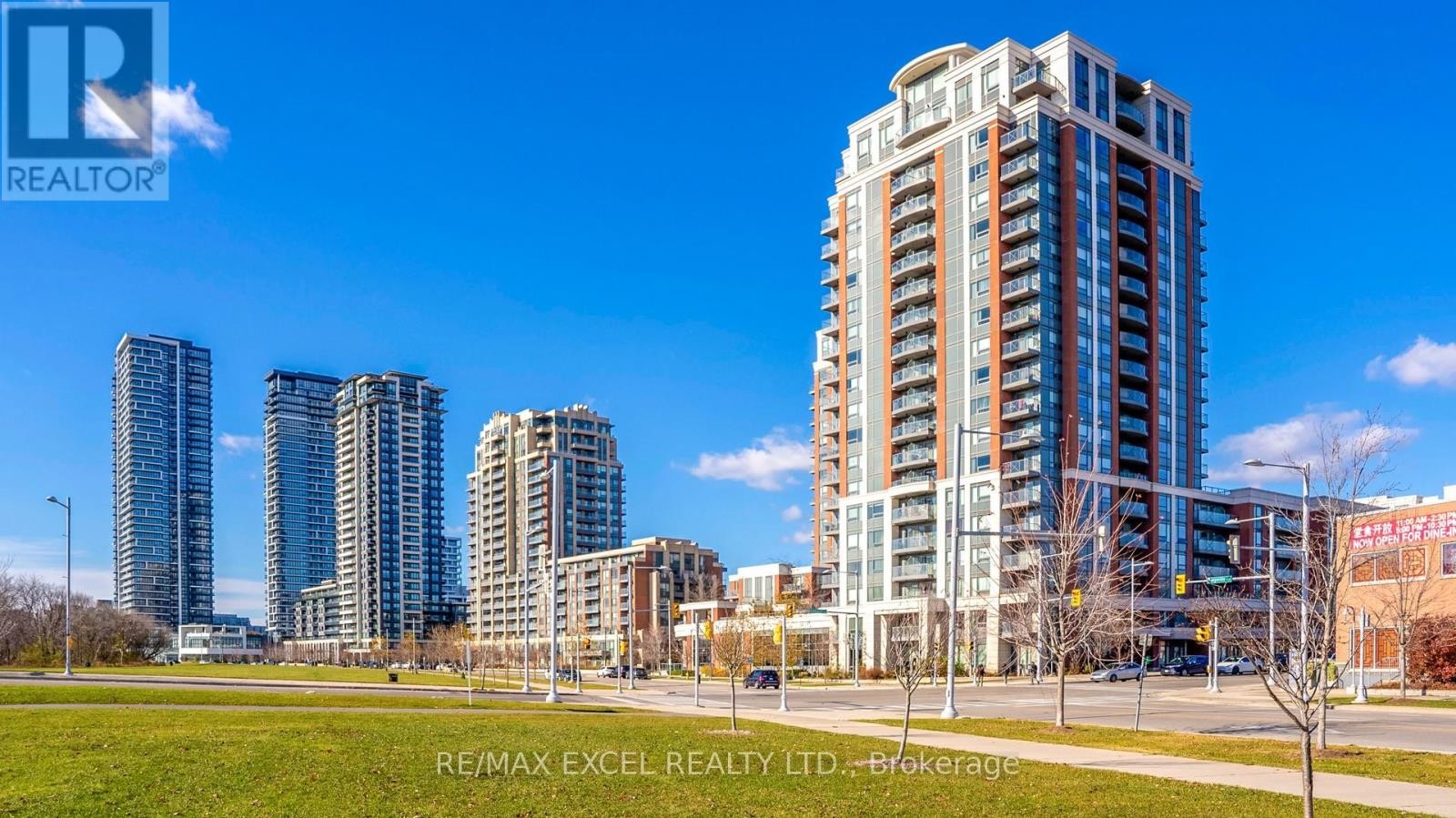












1210 - 1 UPTOWN DRIVE

,
Markham (Unionville),




Ontario
L3R5C1

