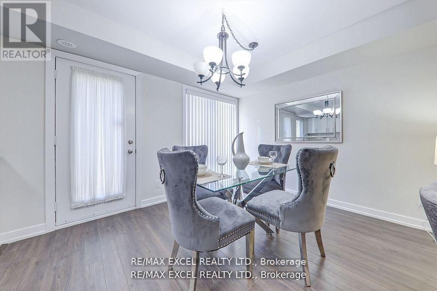 












1011 - 55 LINDCREST MANOR

,
Markham (Cornell),




Ontario
L6B1N3


