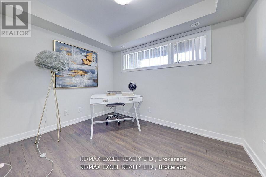 












1011 - 55 LINDCREST MANOR

,
Markham (Cornell),




Ontario
L6B1N3

