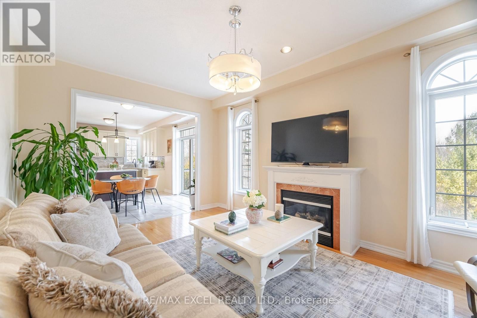 












29 BRASS DRIVE N

,
Richmond Hill (Jefferson),




Ontario
L4E4T3

