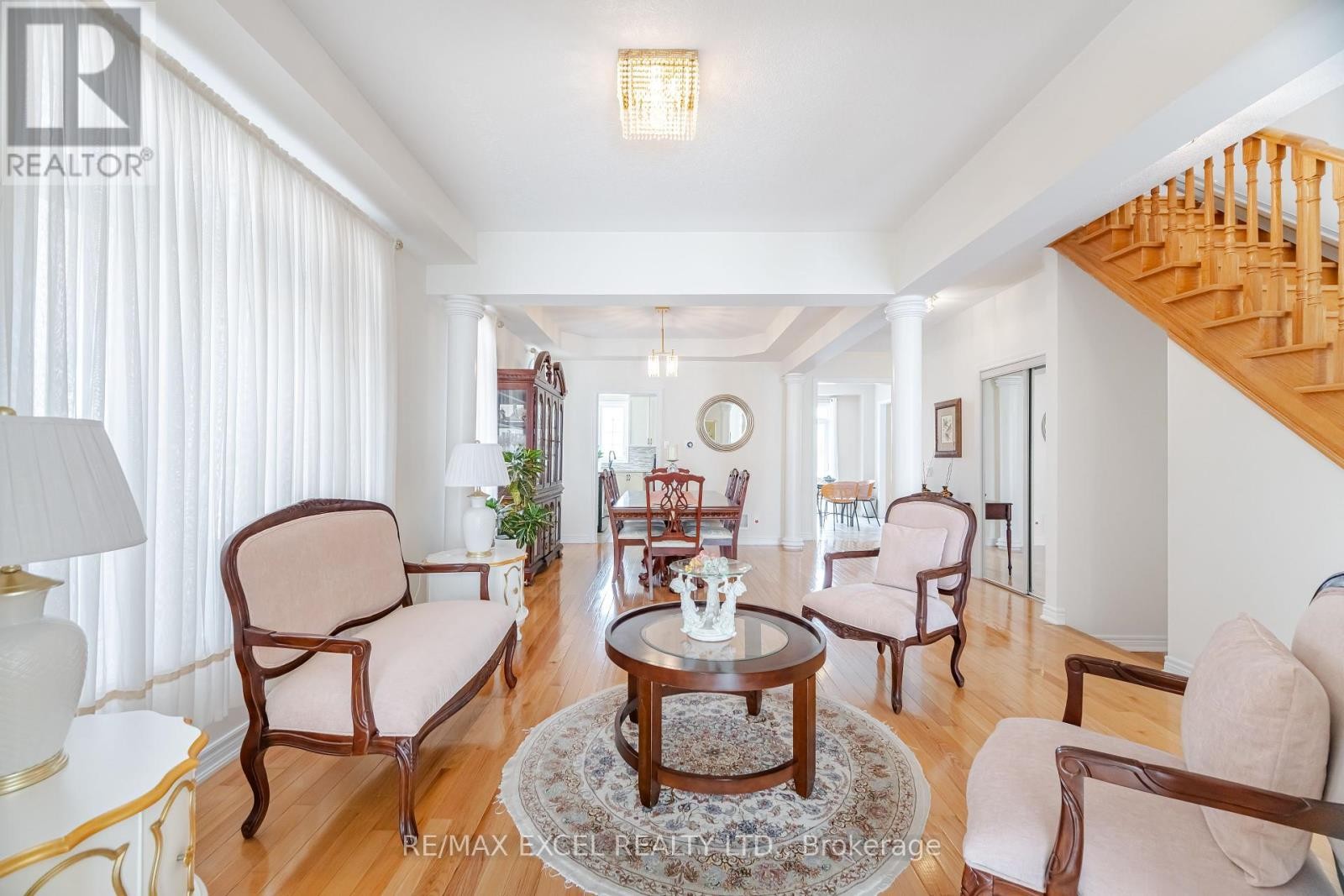 












29 BRASS DRIVE N

,
Richmond Hill (Jefferson),




Ontario
L4E4T3

