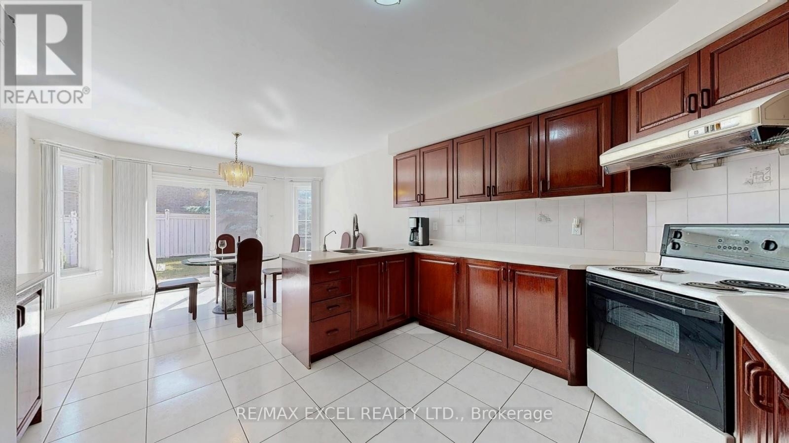 












35 TOWNSON ROAD

,
Markham (Cachet),




Ontario
L6C1T5

