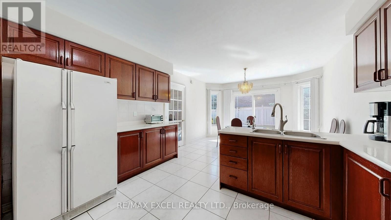 












35 TOWNSON ROAD

,
Markham (Cachet),




Ontario
L6C1T5

