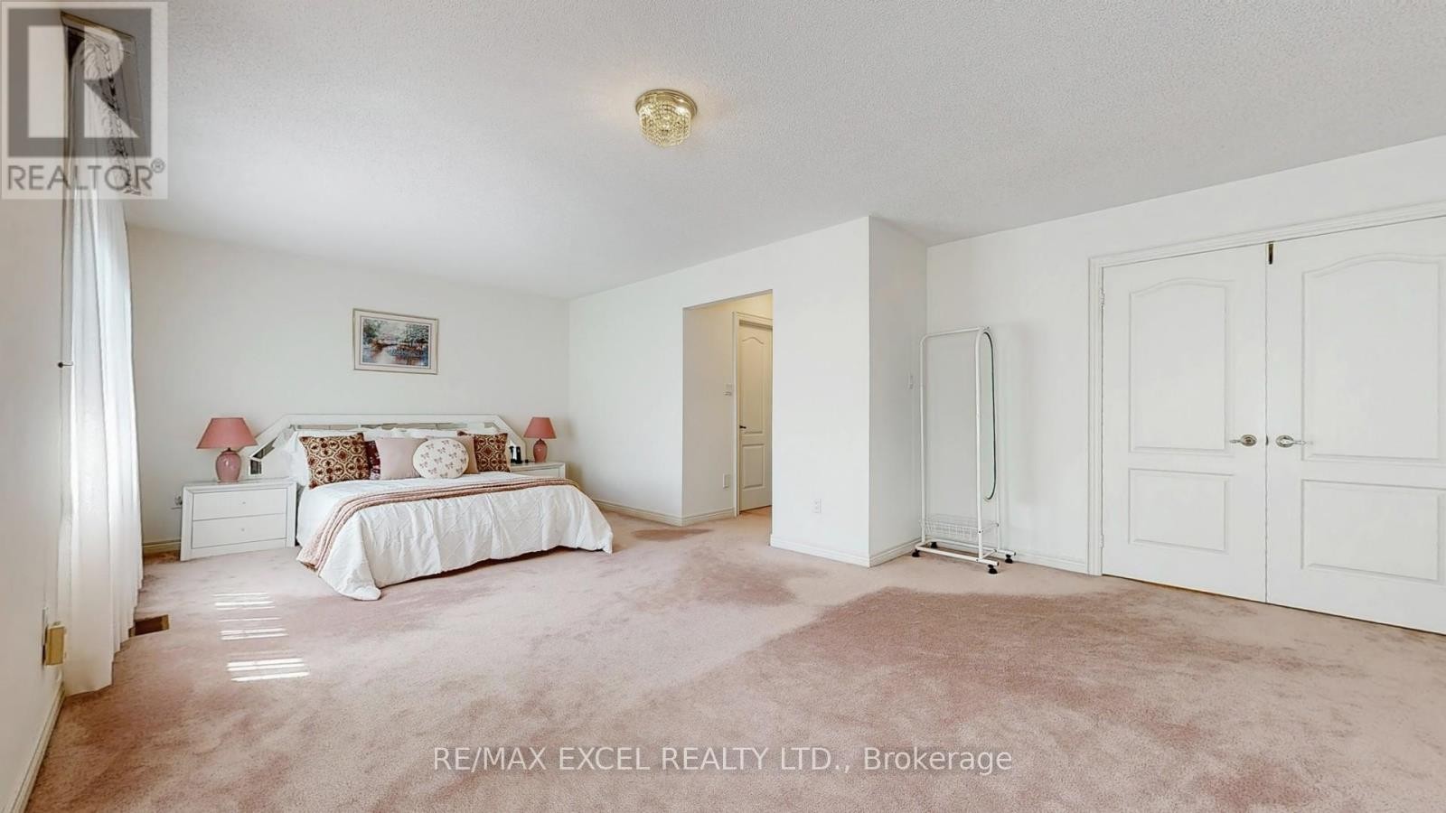 












35 TOWNSON ROAD

,
Markham (Cachet),




Ontario
L6C1T5

