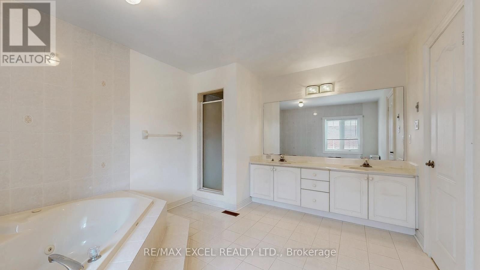 












35 TOWNSON ROAD

,
Markham (Cachet),




Ontario
L6C1T5

