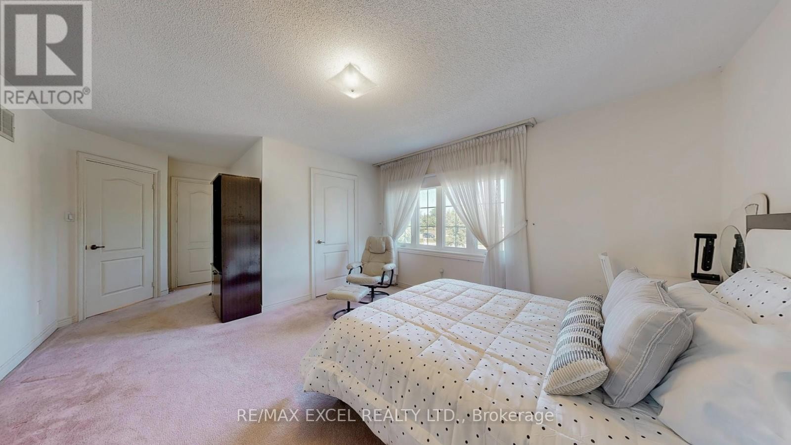 












35 TOWNSON ROAD

,
Markham (Cachet),




Ontario
L6C1T5

