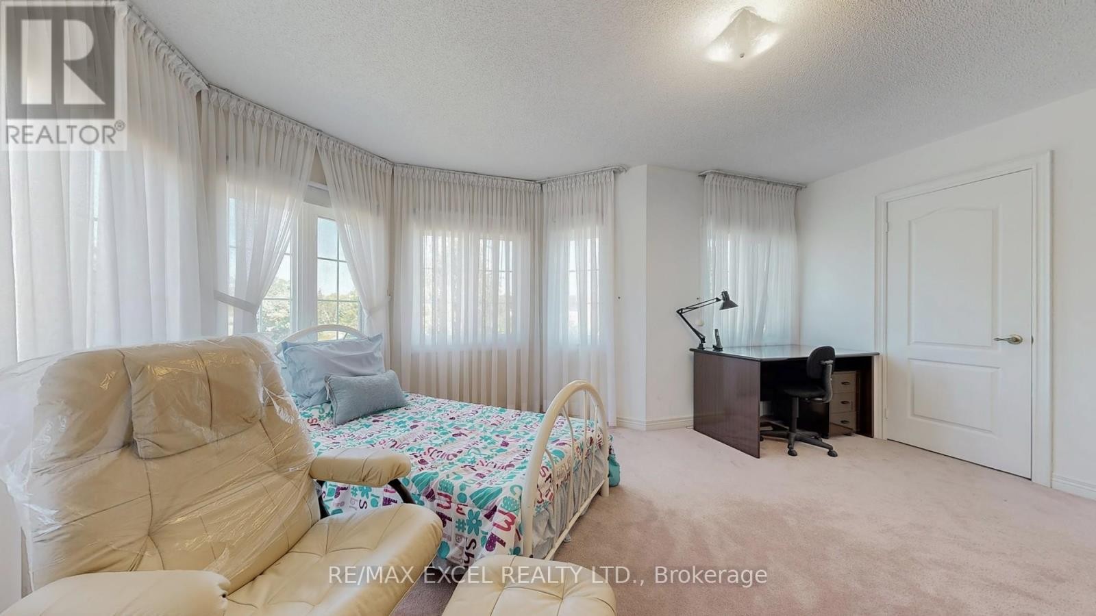 












35 TOWNSON ROAD

,
Markham (Cachet),




Ontario
L6C1T5

