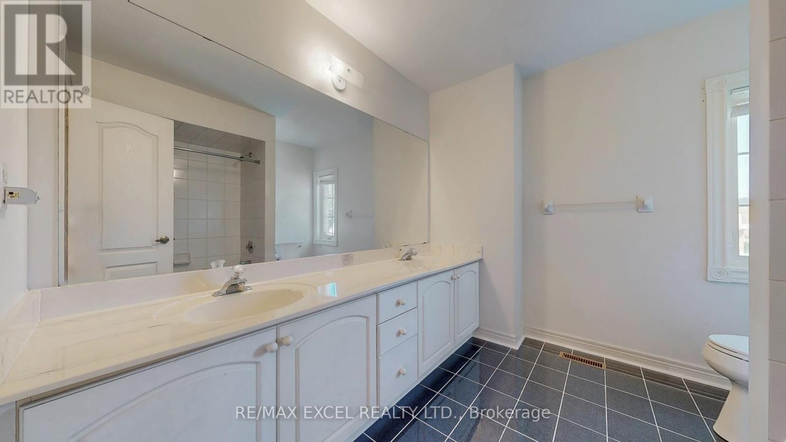 












35 TOWNSON ROAD

,
Markham (Cachet),




Ontario
L6C1T5

