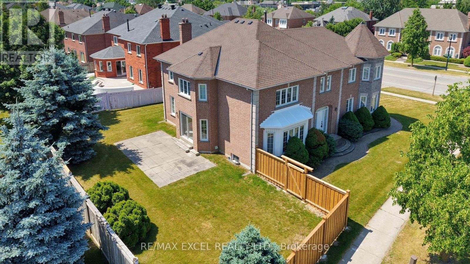 












35 TOWNSON ROAD

,
Markham (Cachet),




Ontario
L6C1T5

