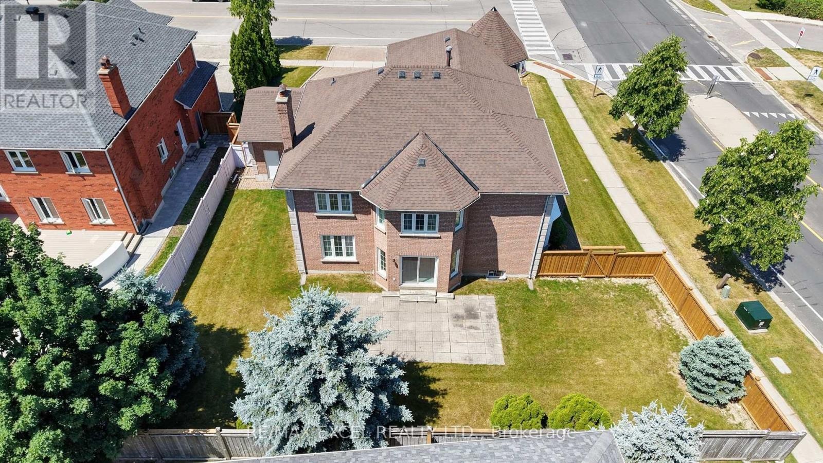 












35 TOWNSON ROAD

,
Markham (Cachet),




Ontario
L6C1T5

