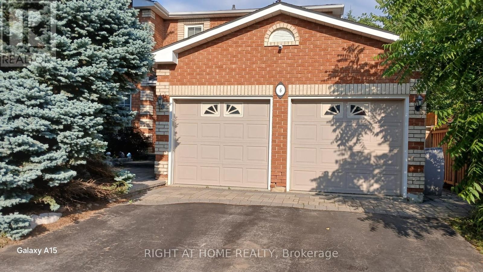 












6 COLDSTREAM CRESCENT

,
Richmond Hill (Devonsleigh),




Ontario
L4S1E6

