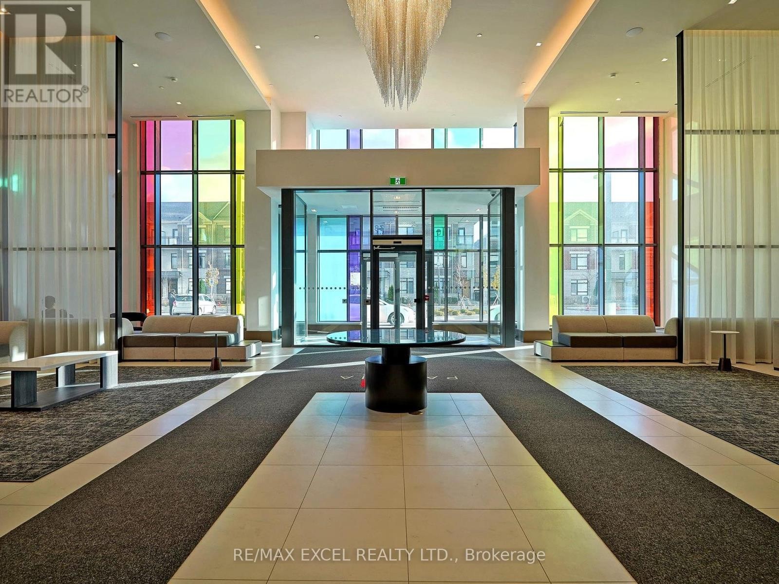 












103 - 12 GANDHI LANE

,
Markham (Commerce Valley),




Ontario
L3T0G8

