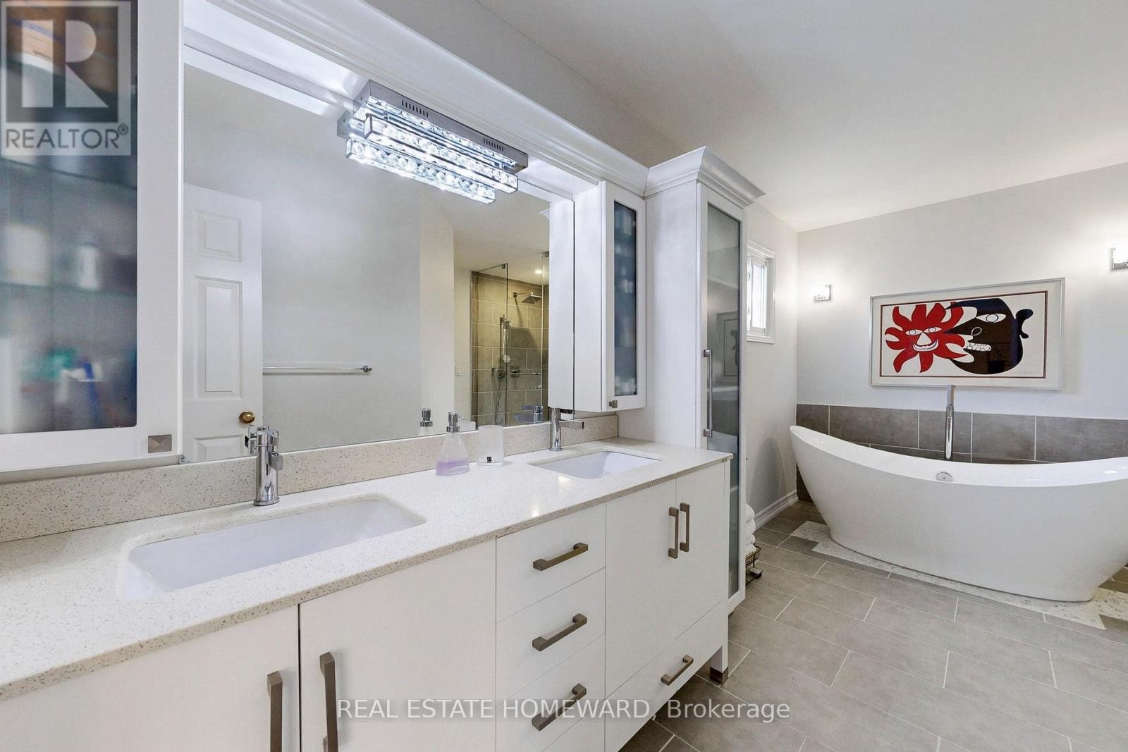 












20 ANVIL COURT

,
Richmond Hill (Westbrook),




Ontario
L4C9G7

