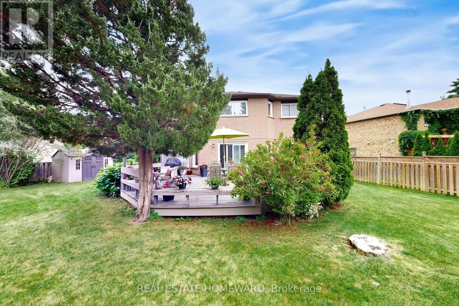 












20 ANVIL COURT

,
Richmond Hill (Westbrook),




Ontario
L4C9G7

