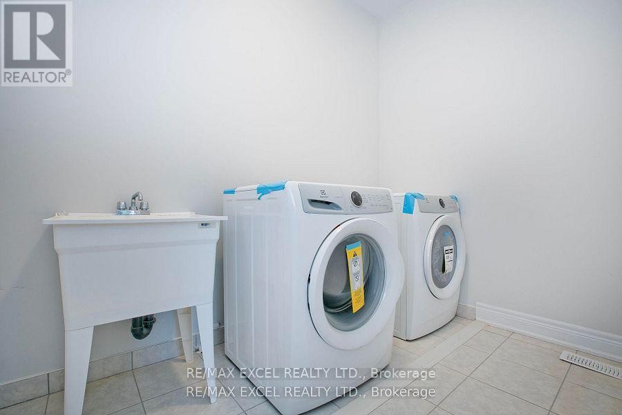 












4 YARL DRIVE

,
Markham (Middlefield),




Ontario
L3S0G3

