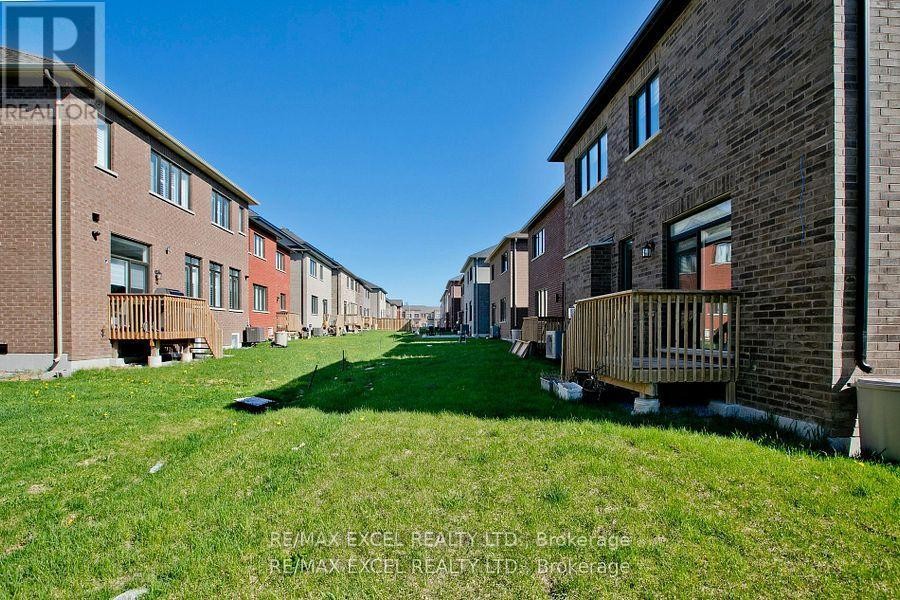 












4 YARL DRIVE

,
Markham (Middlefield),




Ontario
L3S0G3

