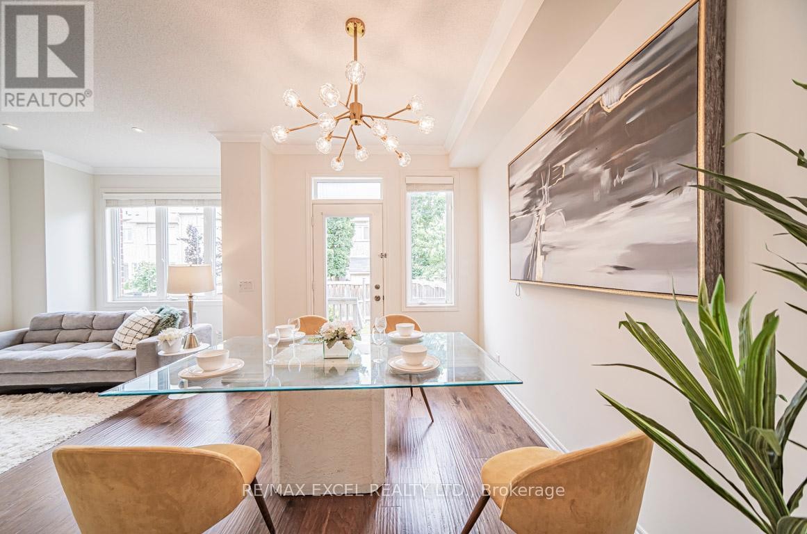 












104 HARVEST HILLS BOULEVARD

,
East Gwillimbury,




Ontario
L9N0B3


