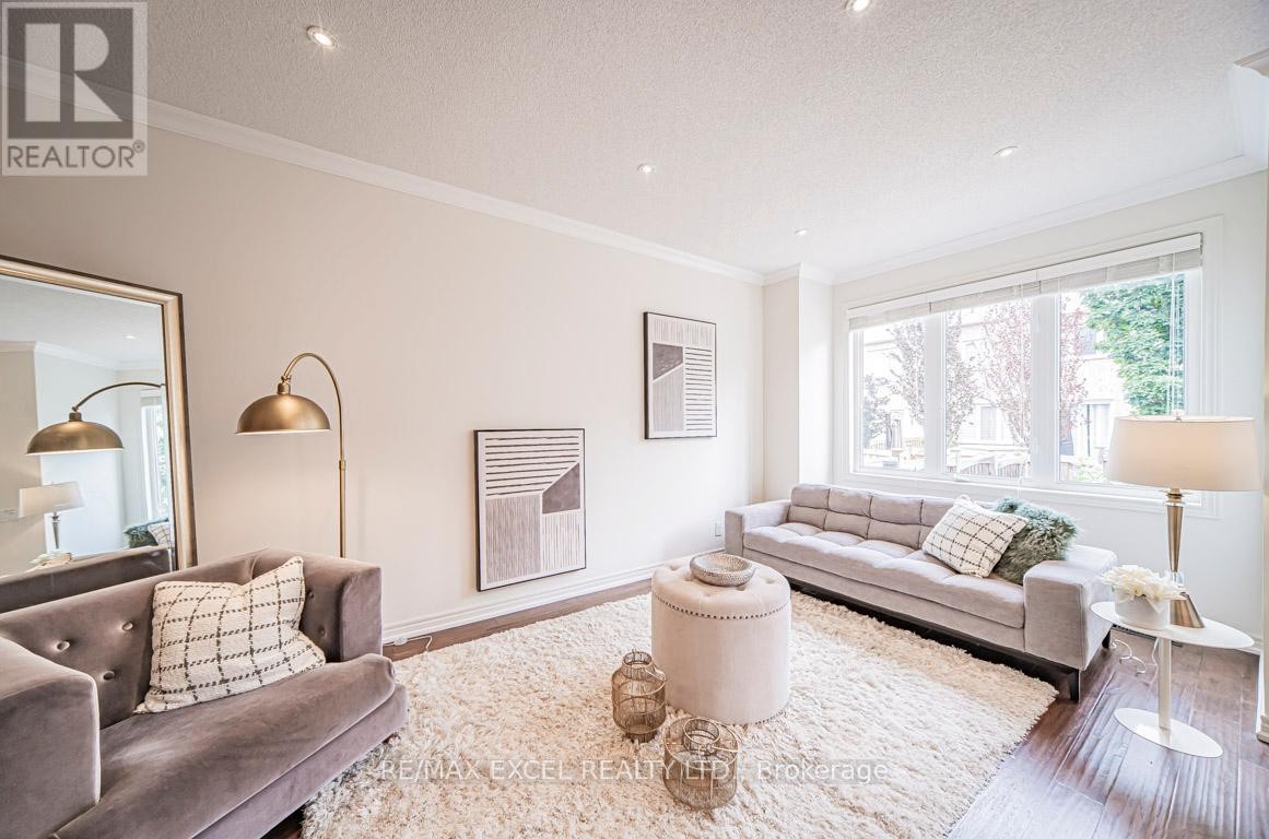












104 HARVEST HILLS BOULEVARD

,
East Gwillimbury,




Ontario
L9N0B3

