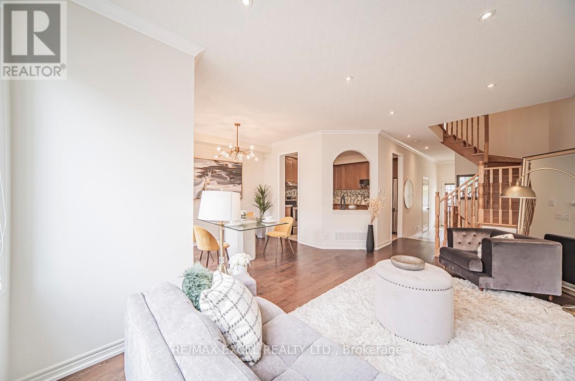 












104 HARVEST HILLS BOULEVARD

,
East Gwillimbury,




Ontario
L9N0B3


