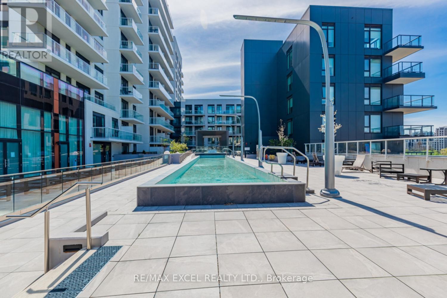 












1101 - 8 ROUGE VALLEY DRIVE W

,
Markham (Unionville),




Ontario
L6G0G8

