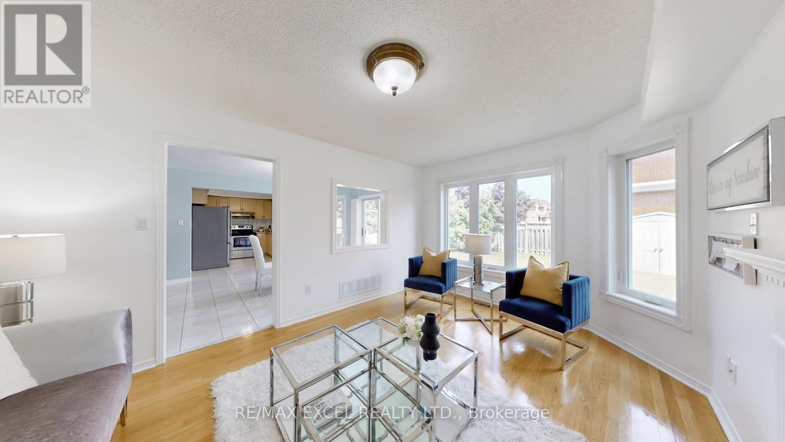 












8 MACKLIN STREET

,
Markham (Middlefield),




Ontario
L3S3Z4


