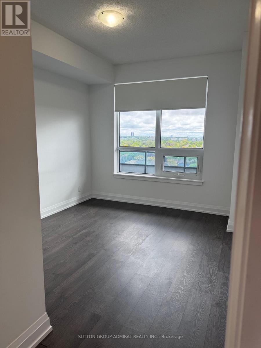












1002 - 7890 BATHURST STREET

,
Vaughan (Beverley Glen),




Ontario
L4J7Y3

