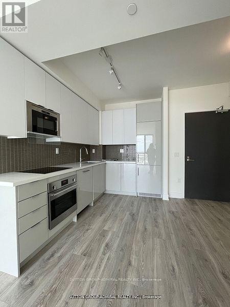 












1101 - 2908 HIGHWAY 7

,
Vaughan (Concord),




Ontario
L4K0K5

