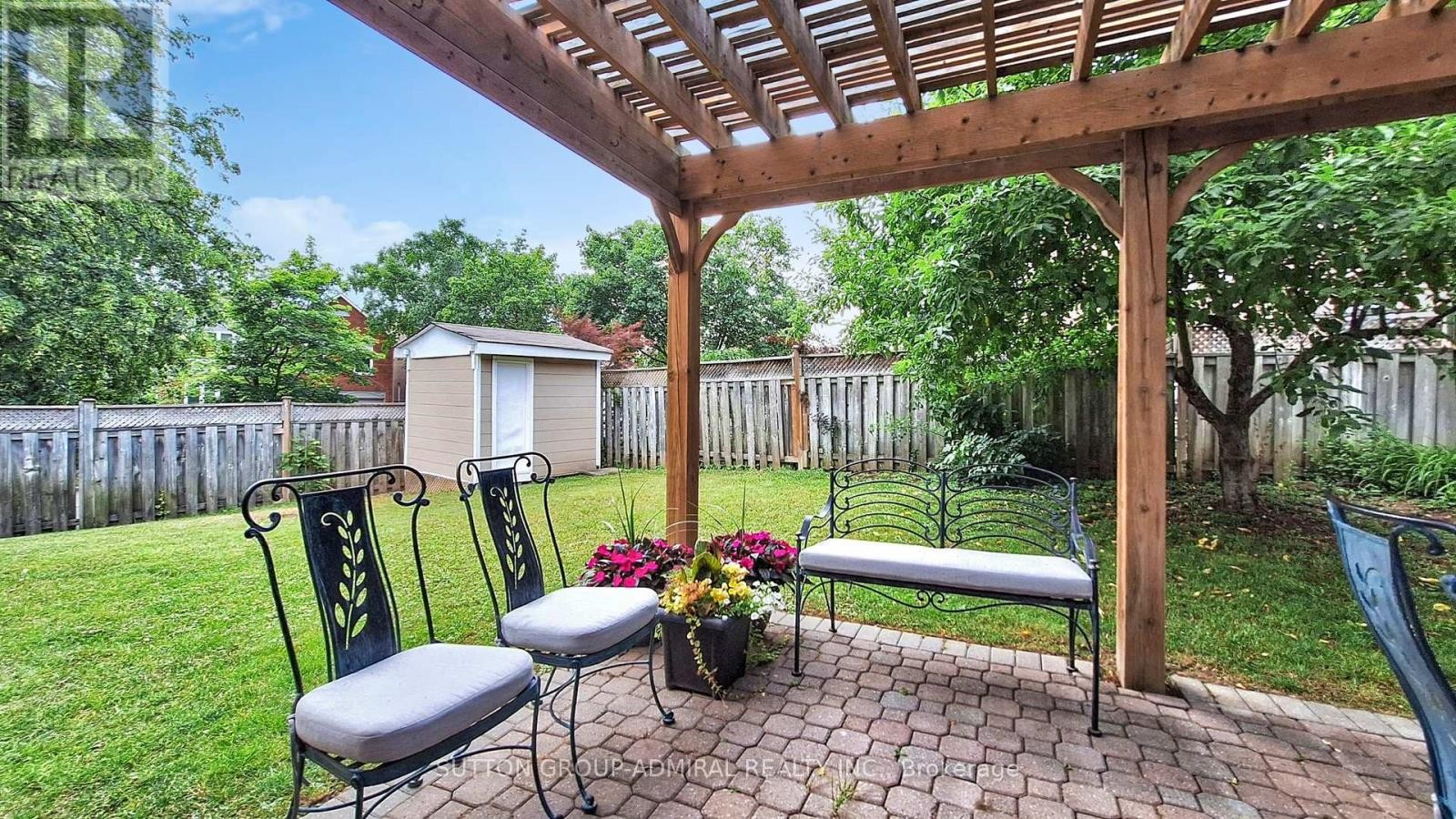 












122 EDMUND SEAGER DRIVE

,
Vaughan (Uplands),




Ontario
L4J4S7

