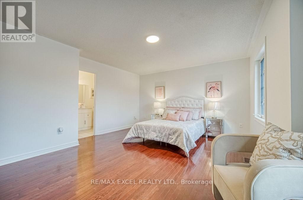 












316 WILLIAMSON ROAD

,
Markham (Greensborough),




Ontario
L6E2A7

