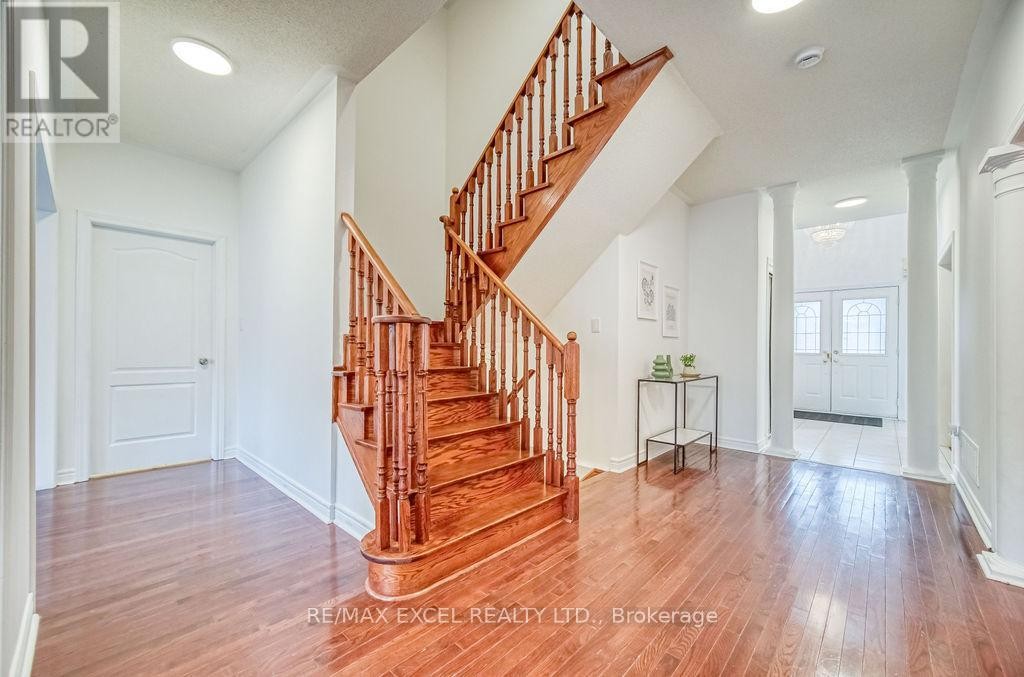 












316 WILLIAMSON ROAD

,
Markham (Greensborough),




Ontario
L6E2A7

