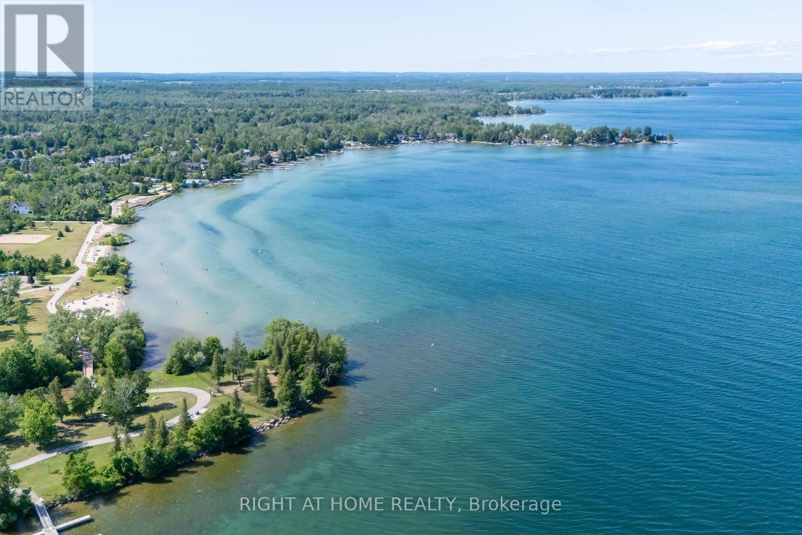 












1361 BLACKMORE STREET

,
Innisfil (Alcona),




Ontario
L9S0P3

