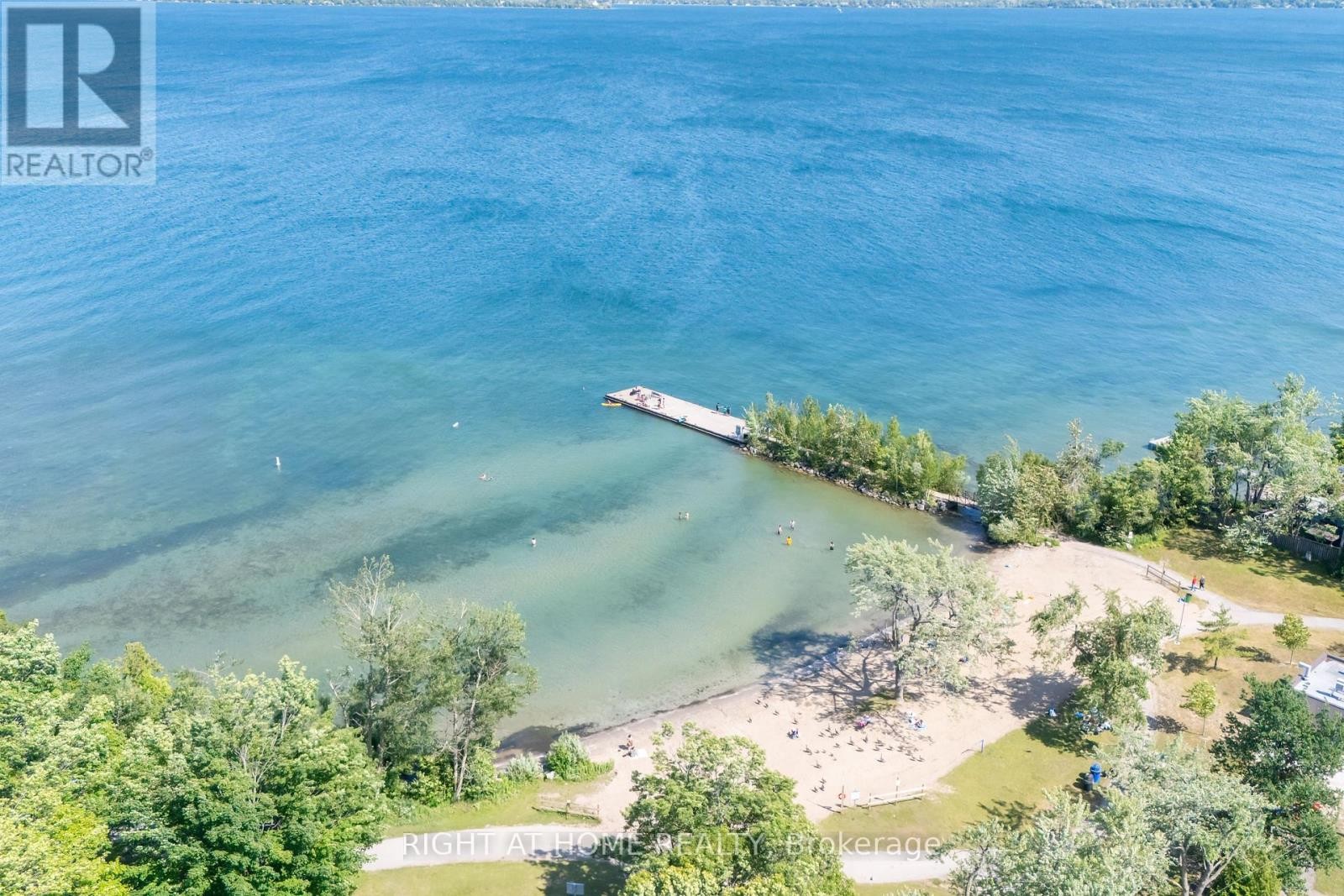 












1361 BLACKMORE STREET

,
Innisfil (Alcona),




Ontario
L9S0P3

