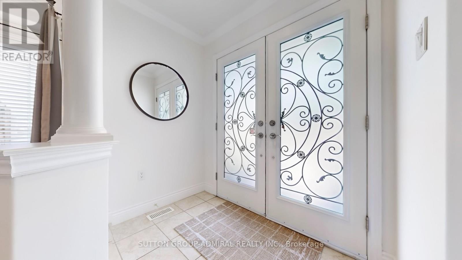 












35 WYMAN CRESCENT

,
Bradford West Gwillimbury (Bradford),




Ontario
L3Z3J5


