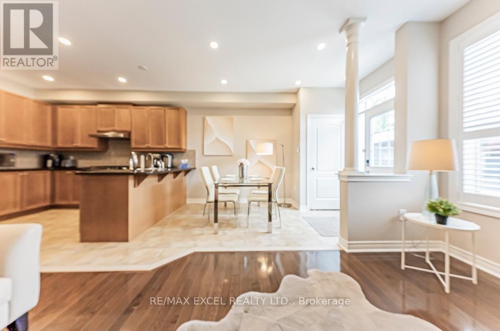 












161 HAZELTON AVENUE

,
Markham (Victoria Manor-Jennings Gate),




Ontario
L6C3H6

