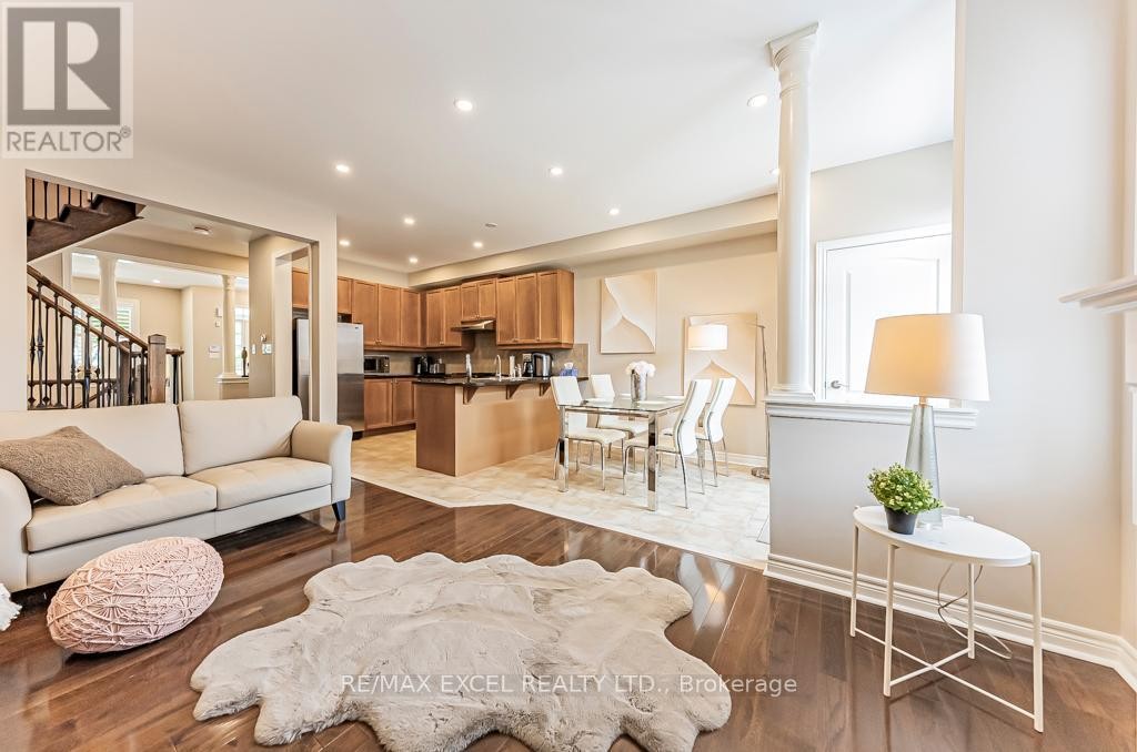 












161 HAZELTON AVENUE

,
Markham (Victoria Manor-Jennings Gate),




Ontario
L6C3H6

