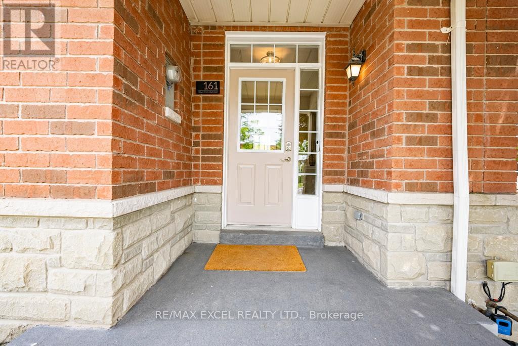 












161 HAZELTON AVENUE

,
Markham (Victoria Manor-Jennings Gate),




Ontario
L6C3H6

