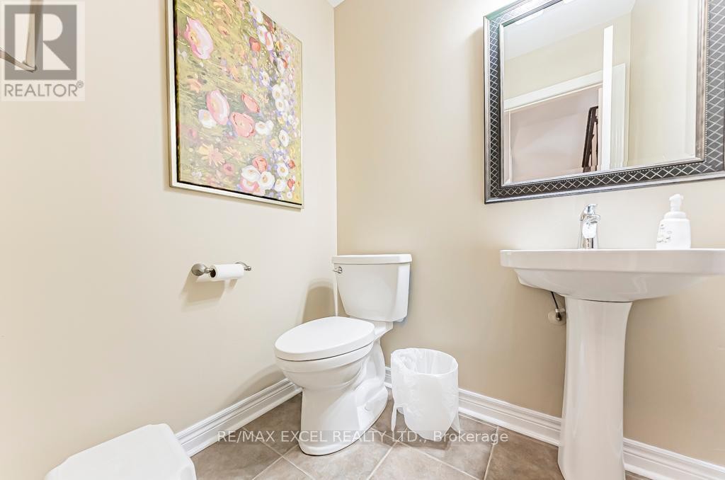 












161 HAZELTON AVENUE

,
Markham (Victoria Manor-Jennings Gate),




Ontario
L6C3H6

