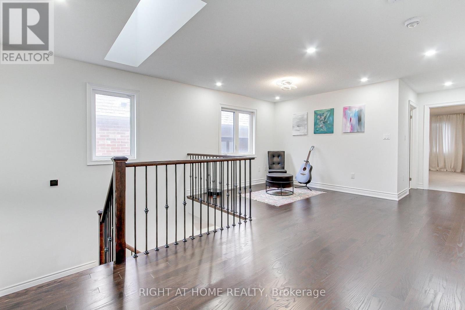 












29 PEAR BLOSSOM WAY

,
East Gwillimbury (Holland Landing),




Ontario
L9N0T3

