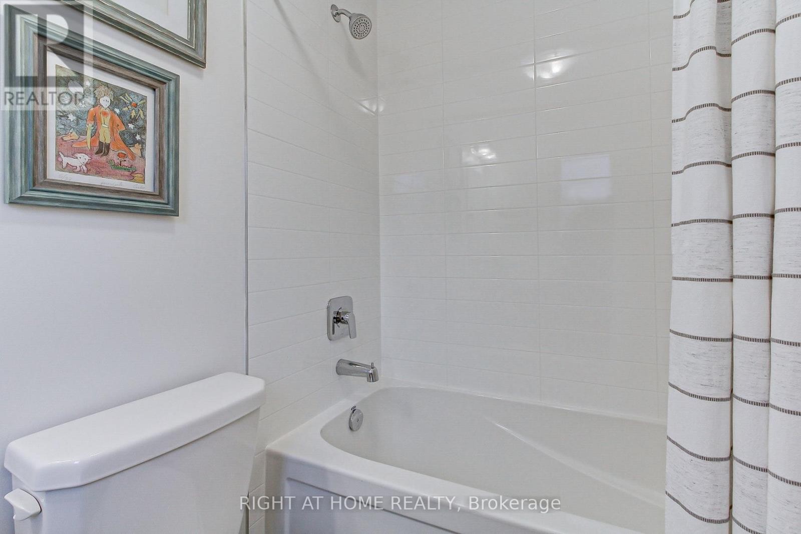 












29 PEAR BLOSSOM WAY

,
East Gwillimbury (Holland Landing),




Ontario
L9N0T3


